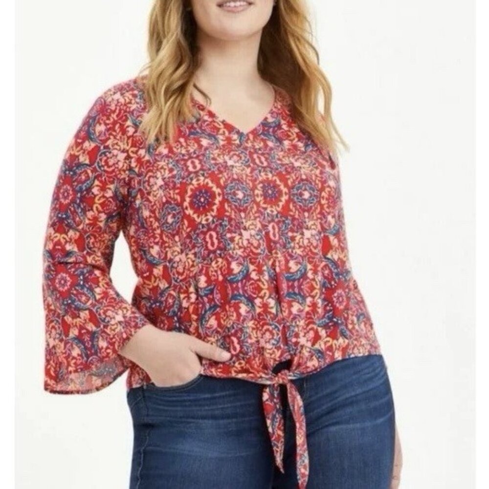 Torrid 0 Women’s Top Red Paisley Size Large Tie Front Bell Sleeve V-Neck NWT
